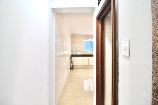 Corredor de casa à venda com 3 quartos, 170m² em Vila Sao Francisco, São Paulo