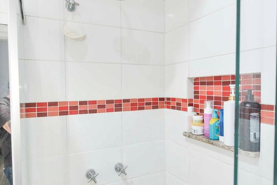 Banheiro da Suíte de apartamento à venda com 3 quartos, 77m² em Tijuca, Rio de Janeiro