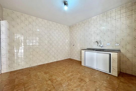 Sala/Cozinha de casa para alugar com 1 quarto, 55m² em Vila do Encontro, São Paulo