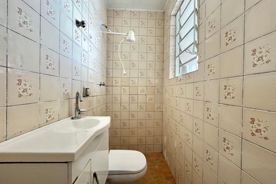 Banheiro de casa para alugar com 1 quarto, 55m² em Vila do Encontro, São Paulo