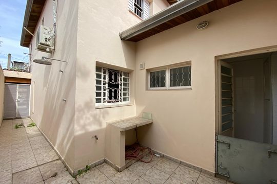 Casa para alugar com 3 quartos, 100m² em Jardim Trussardi, São Paulo