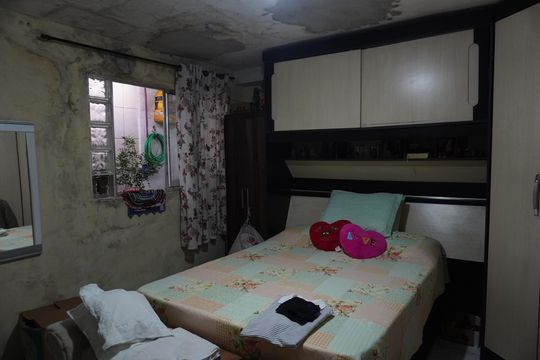 Casa à venda com 8 quartos, 210m² em Jardim das Camelias, São Paulo