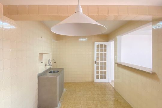 Cozinha de casa para alugar com 3 quartos, 106m² em Bussocaba, Osasco