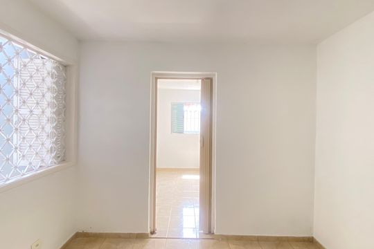 Quarto 1 de casa para alugar com 3 quartos, 106m² em Bussocaba, Osasco