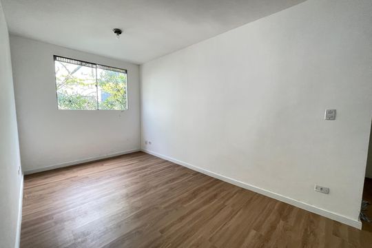 Sala de apartamento para alugar com 2 quartos, 58m² em Cidade São Francisco , São Paulo