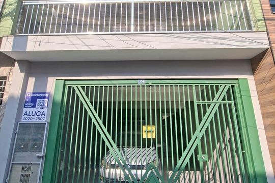 Fachada de casa para alugar com 1 quarto, 60m² em Parque Jurema, Guarulhos