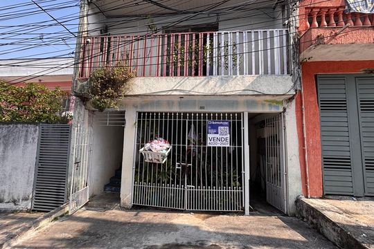Fachada de casa à venda com 4 quartos, 250m² em Parque Continental, Guarulhos