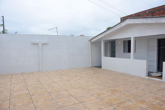 Casa para alugar com 2 quartos, 200m² em Vila Anair, Cachoeirinha