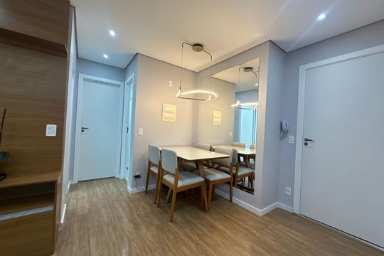 Sala de apartamento para alugar com 2 quartos, 49m² em Vila Militar, Barueri