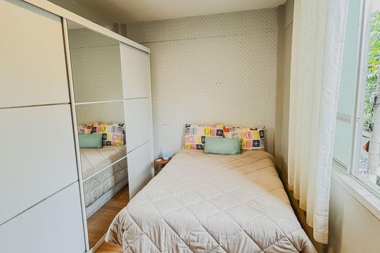 Quarto de apartamento à venda com 2 quartos, 48m² em Portuguesa, Rio de Janeiro