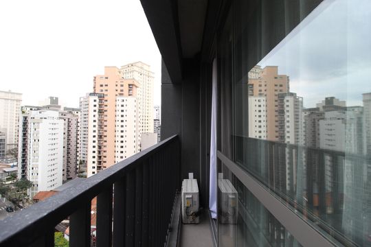 Varanda de kitnet/studio para alugar com 1 quarto, 24m² em Vila Olímpia, São Paulo