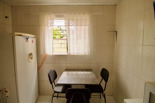 Cozinha de casa para alugar com 3 quartos, 60m² em Boa Vista, Curitiba