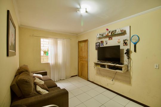 Casa para alugar com 3 quartos, 60m² em Boa Vista, Curitiba