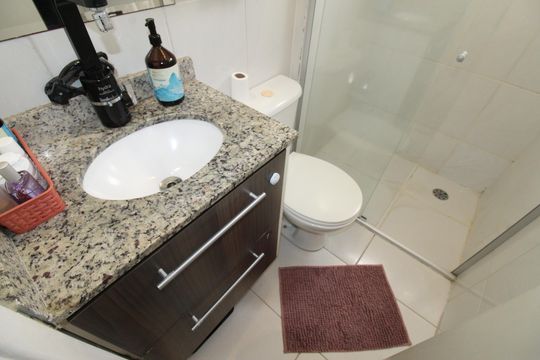 Banheiro da Suíte de apartamento para alugar com 2 quartos, 64m² em Jardim San Marino, São José dos Campos