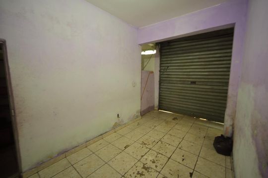 Garagem  de casa para alugar com 3 quartos, 147m² em Jardim Silvina, São Bernardo do Campo