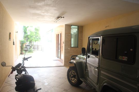 Garagem de casa à venda com 3 quartos, 580m² em Santa Paula, São Caetano do Sul