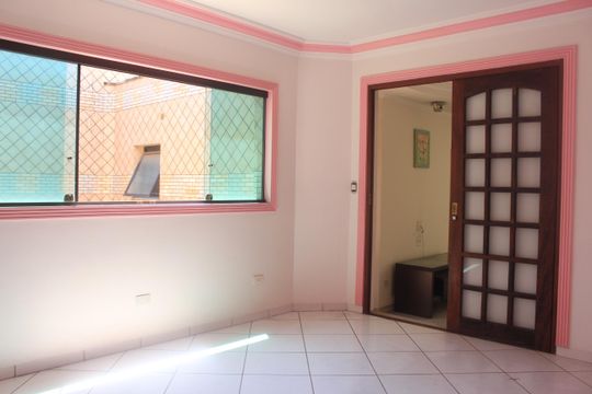 Sala de TV de casa à venda com 3 quartos, 580m² em Santa Paula, São Caetano do Sul