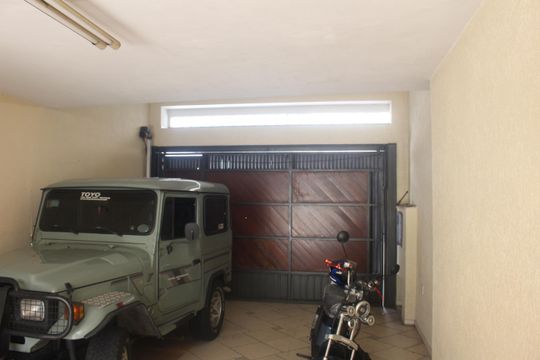 Garagem de casa à venda com 3 quartos, 580m² em Santa Paula, São Caetano do Sul