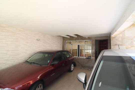 Garagem de casa para alugar com 3 quartos, 255m² em Vila Roque, São Paulo