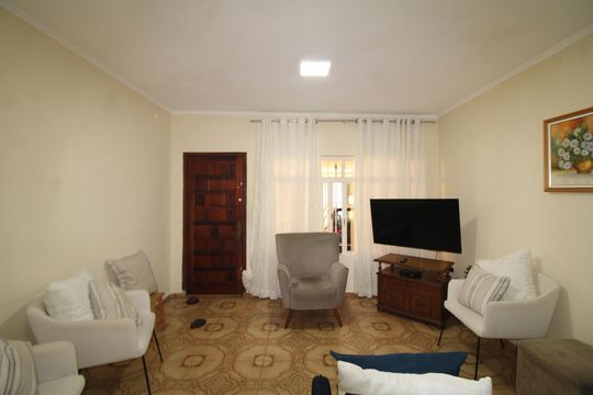 Sala de casa para alugar com 3 quartos, 255m² em Vila Roque, São Paulo
