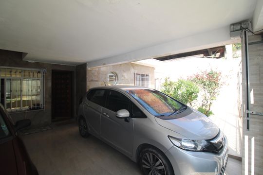 Garagem de casa para alugar com 3 quartos, 255m² em Vila Roque, São Paulo