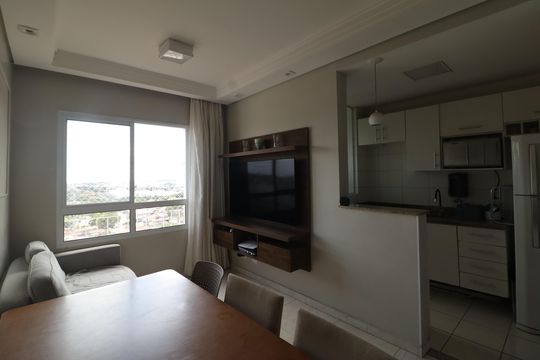 Apartamento à venda com 2 quartos, 48m² em Jardim São Vicente, Campinas