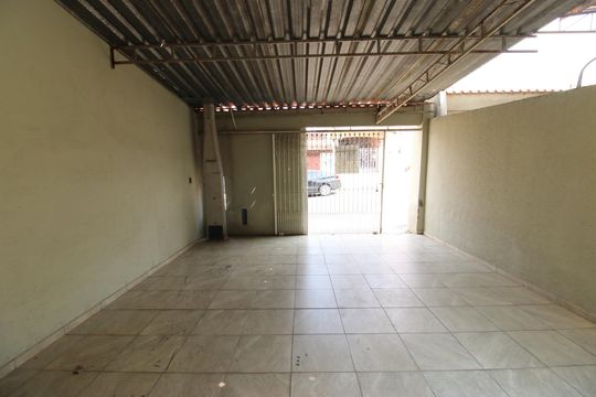 Garagem de casa para alugar com 3 quartos, 90m² em Jardim Santa Cecilia, Sorocaba