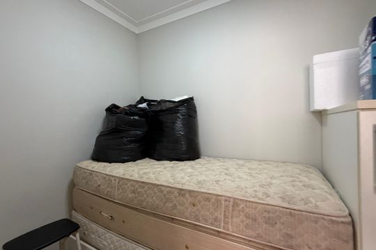 Quarto de Serviço de apartamento para alugar com 5 quartos, 180m² em Vila Luis Antonio, Guarujá