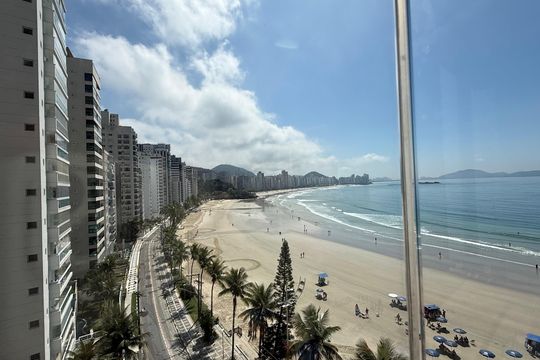 Vista de apartamento para alugar com 5 quartos, 180m² em Vila Luis Antonio, Guarujá
