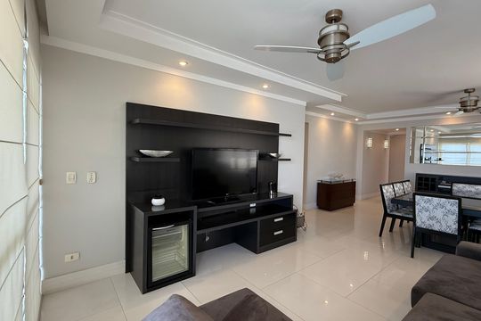 Sala de apartamento para alugar com 5 quartos, 180m² em Vila Luis Antonio, Guarujá
