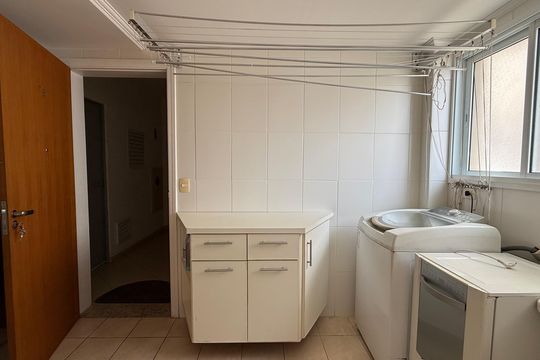 Área de Serviço de apartamento para alugar com 5 quartos, 180m² em Vila Luis Antonio, Guarujá
