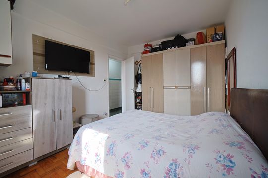 Quarto 1 de apartamento à venda com 2 quartos, 61m² em Vila Sao Geraldo, São Paulo