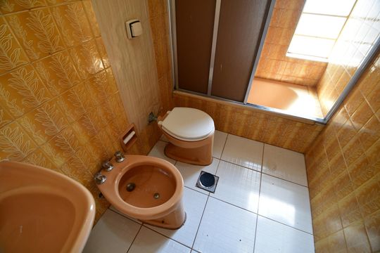 Banheiro de apartamento para alugar com 2 quartos, 80m² em Centro, Campinas