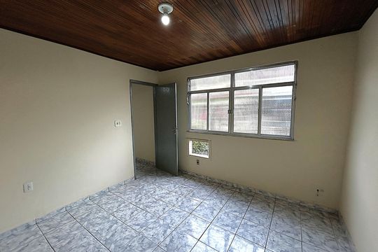 Casa para alugar com 2 quartos, 56m² em Osvaldo Cruz, Rio de Janeiro