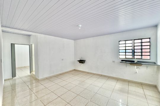 Sala Cozinha de kitnet/studio para alugar com 1 quarto, 28m² em Recreio São Jorge, Guarulhos