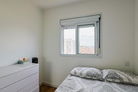 Quarto 1 de apartamento para alugar com 2 quartos, 48m² em Vila Andrade, São Paulo