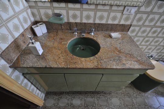 Banheiro do Quarto Suíte de casa para alugar com 5 quartos, 518m² em Vila Medeiros, São Paulo