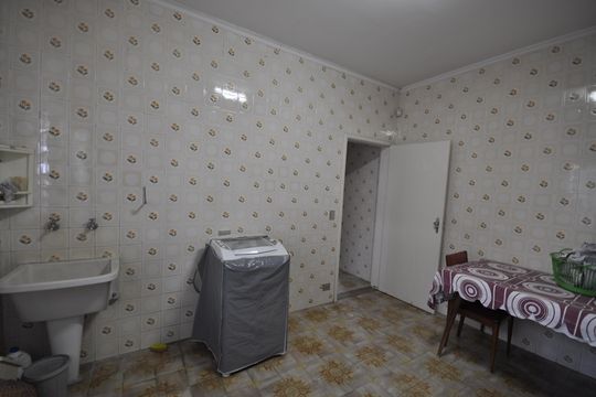 Área de Serviço de casa para alugar com 5 quartos, 518m² em Vila Medeiros, São Paulo