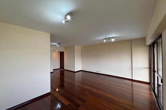 Sala de apartamento à venda com 3 quartos, 123m² em Barra da Tijuca, Rio de Janeiro