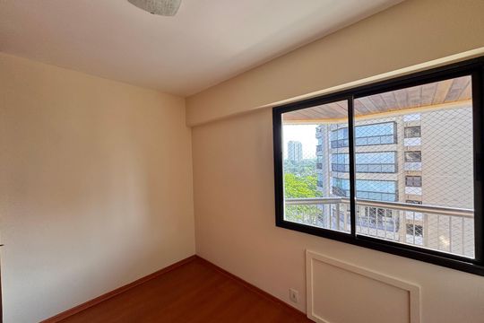 Quarto 1 de apartamento à venda com 3 quartos, 123m² em Barra da Tijuca, Rio de Janeiro