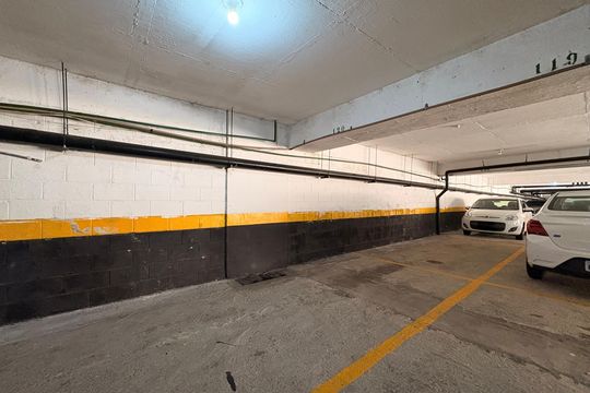 Garagem de apartamento para alugar com 3 quartos, 75m² em Vila Gilda, Santo André