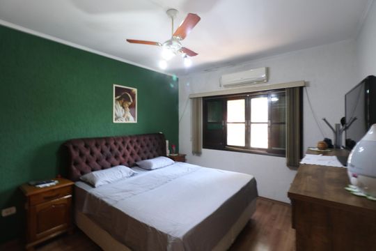 Suíte 1 de casa à venda com 3 quartos, 942m² em Eldorado, Diadema