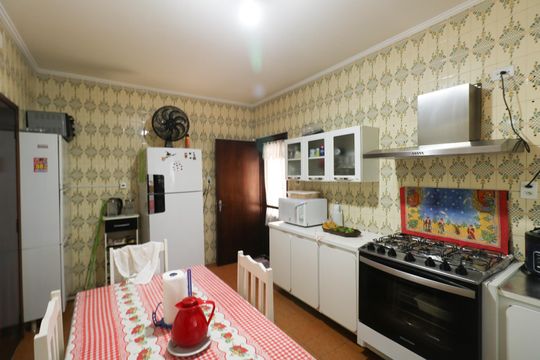 Cozinha de casa à venda com 3 quartos, 942m² em Eldorado, Diadema