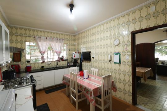 Cozinha de casa à venda com 3 quartos, 942m² em Eldorado, Diadema