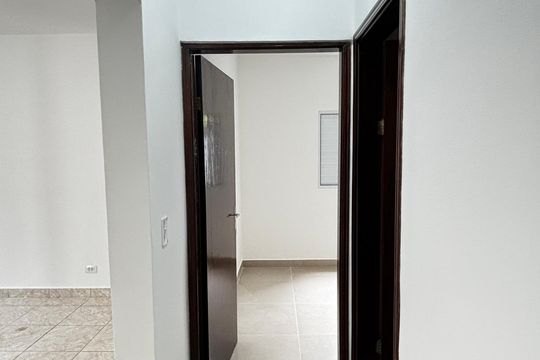 Corredor de casa para alugar com 3 quartos, 157m² em Parque Marajoara, Santo André