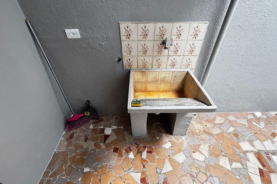 Área de Serviço de casa para alugar com 3 quartos, 157m² em Parque Marajoara, Santo André