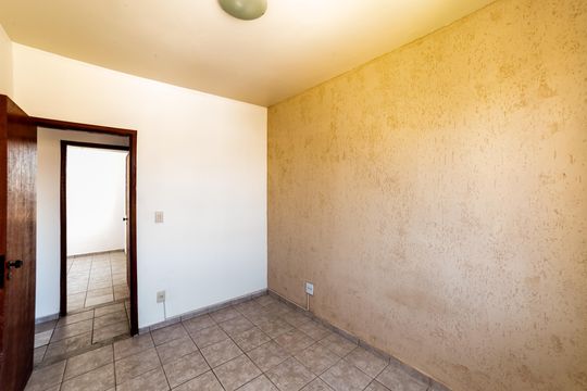 Quarto 2 de apartamento para alugar com 3 quartos, 65m² em Renascença, Belo Horizonte
