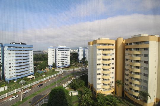 Sala - Vista de apartamento para alugar com 2 quartos, 80m² em Barra Olímpica, Rio de Janeiro