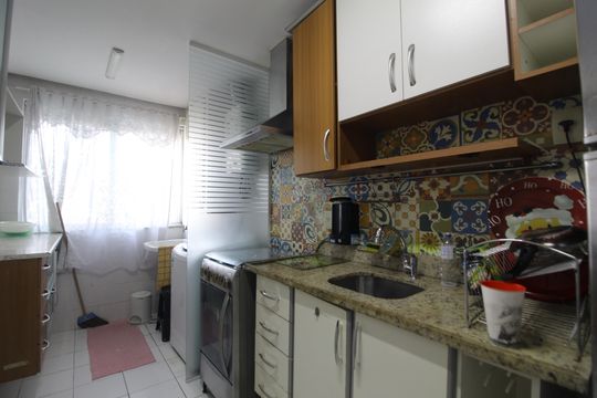 Cozinha de apartamento para alugar com 2 quartos, 80m² em Barra Olímpica, Rio de Janeiro