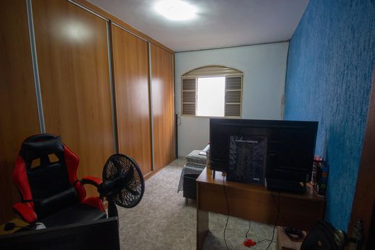 Casa à venda com 4 quartos, 172m² em Qe 34, Brasília